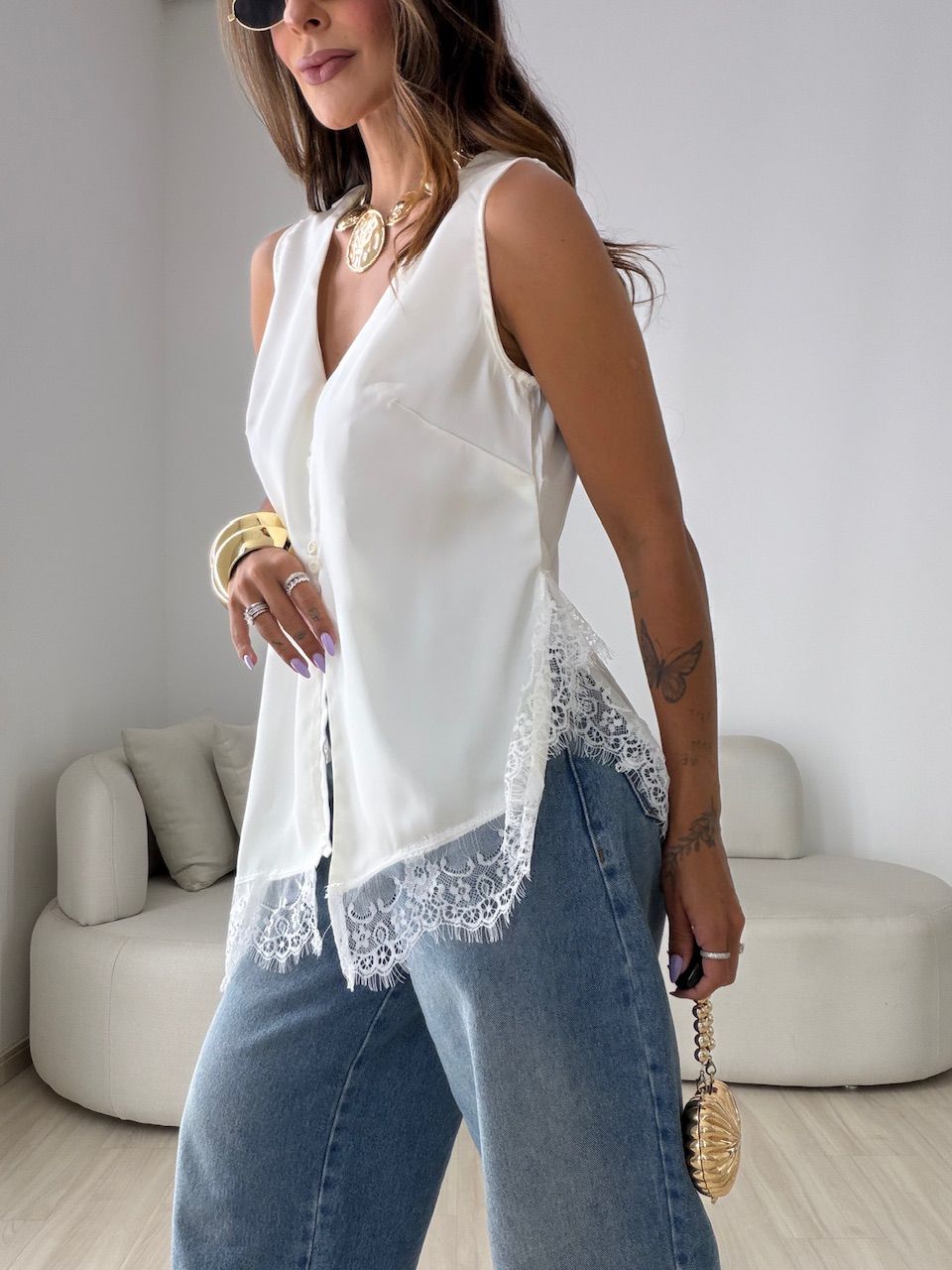 BLUSA LUNA RENDA ASSIMÉTRICA MARFIM