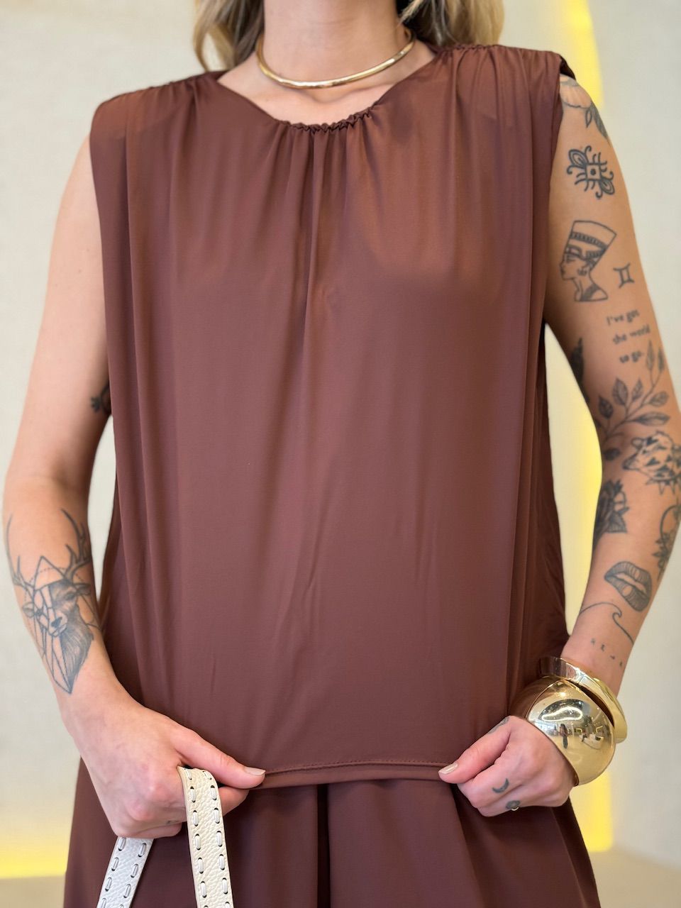 BLUSA LUIZA CF MUSCLE MARROM