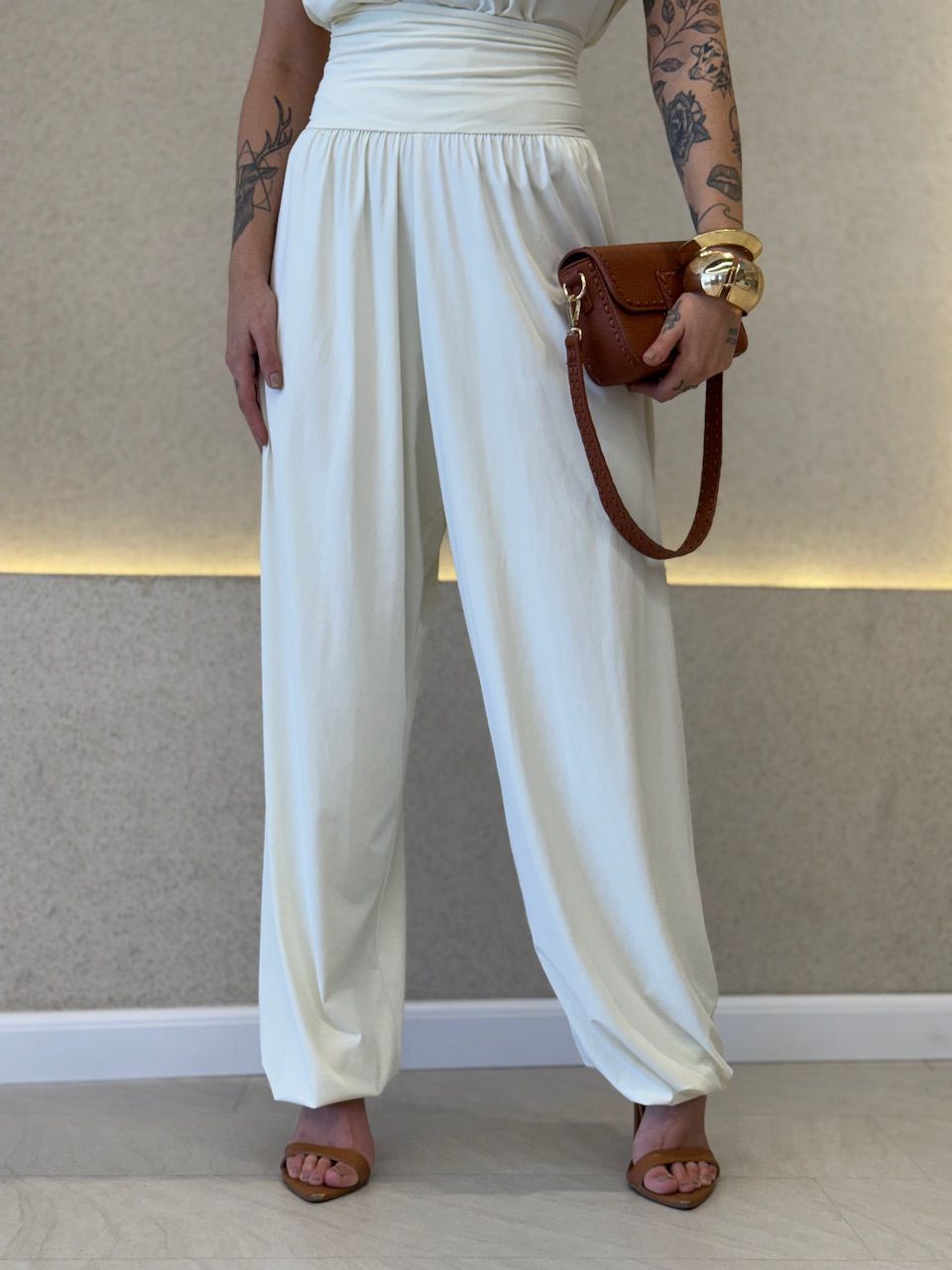 CALÇA ANTÔNIA CF ALADIM ALADIM OFF - 0071790048 - CAROLLA FERRARO