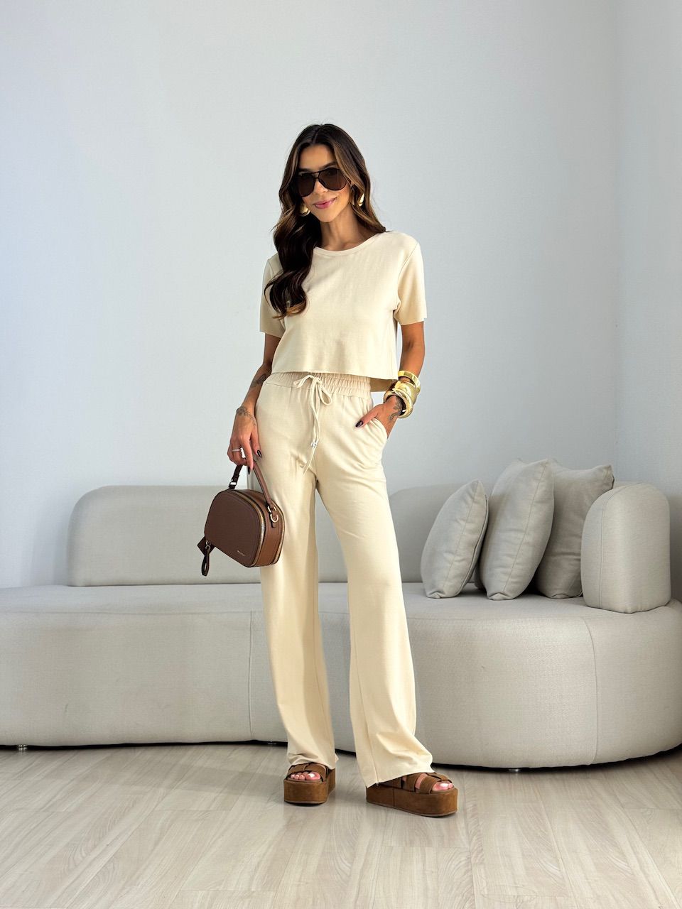 CONJUNTO DANIELE CALÇA AREIA - 0071730110 - CAROLLA FERRARO