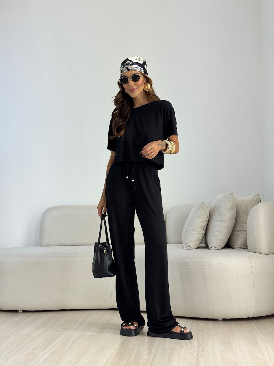 CONJUNTO DANIELE CALÇA PRETO - 0071730032 - CAROLLA FERRARO