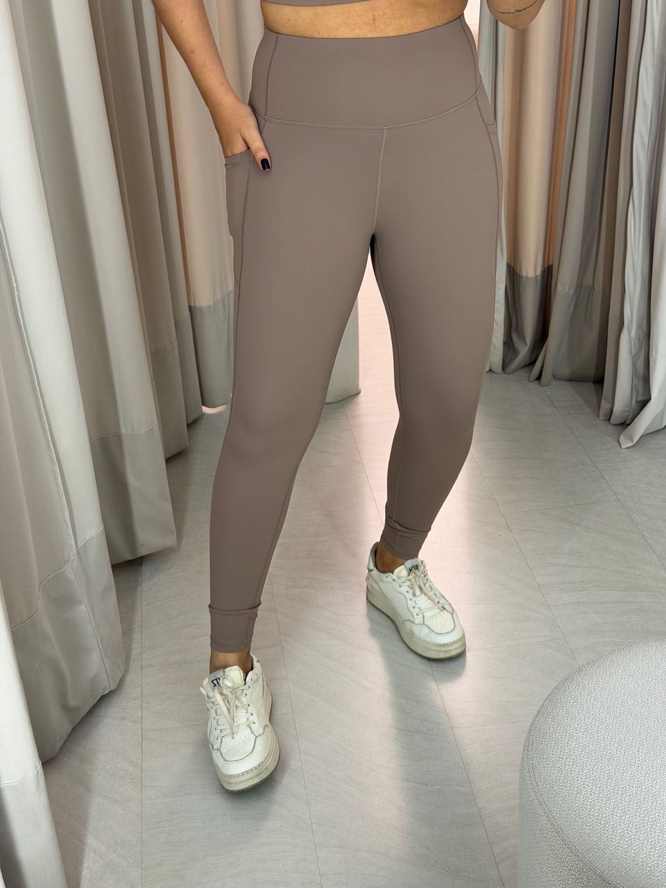 CALÇA CELINE FITNESS CAQUI - 0076930096 - CAROLLA FERRARO