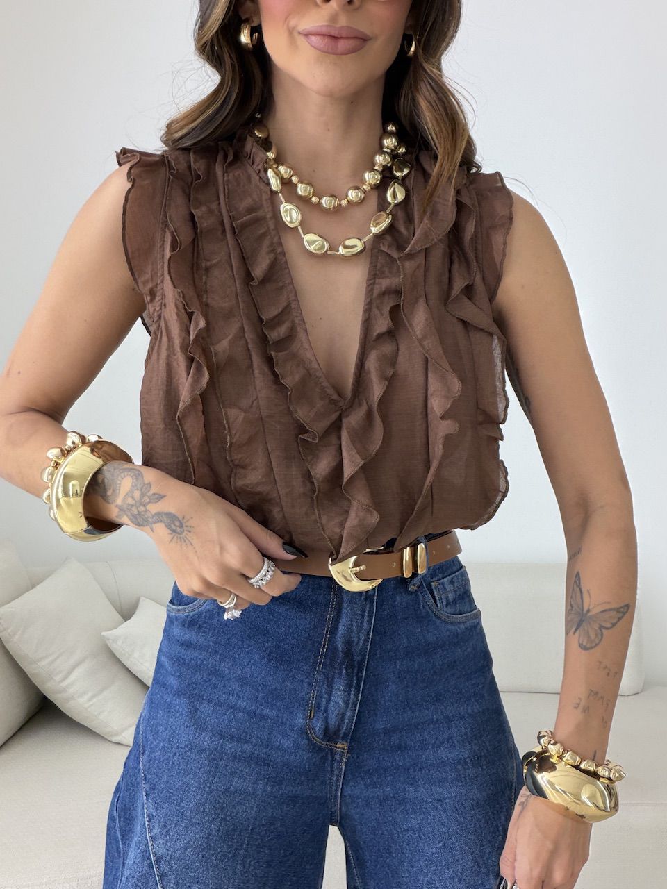 BLUSA CLARICE BABADOS CAFÉ