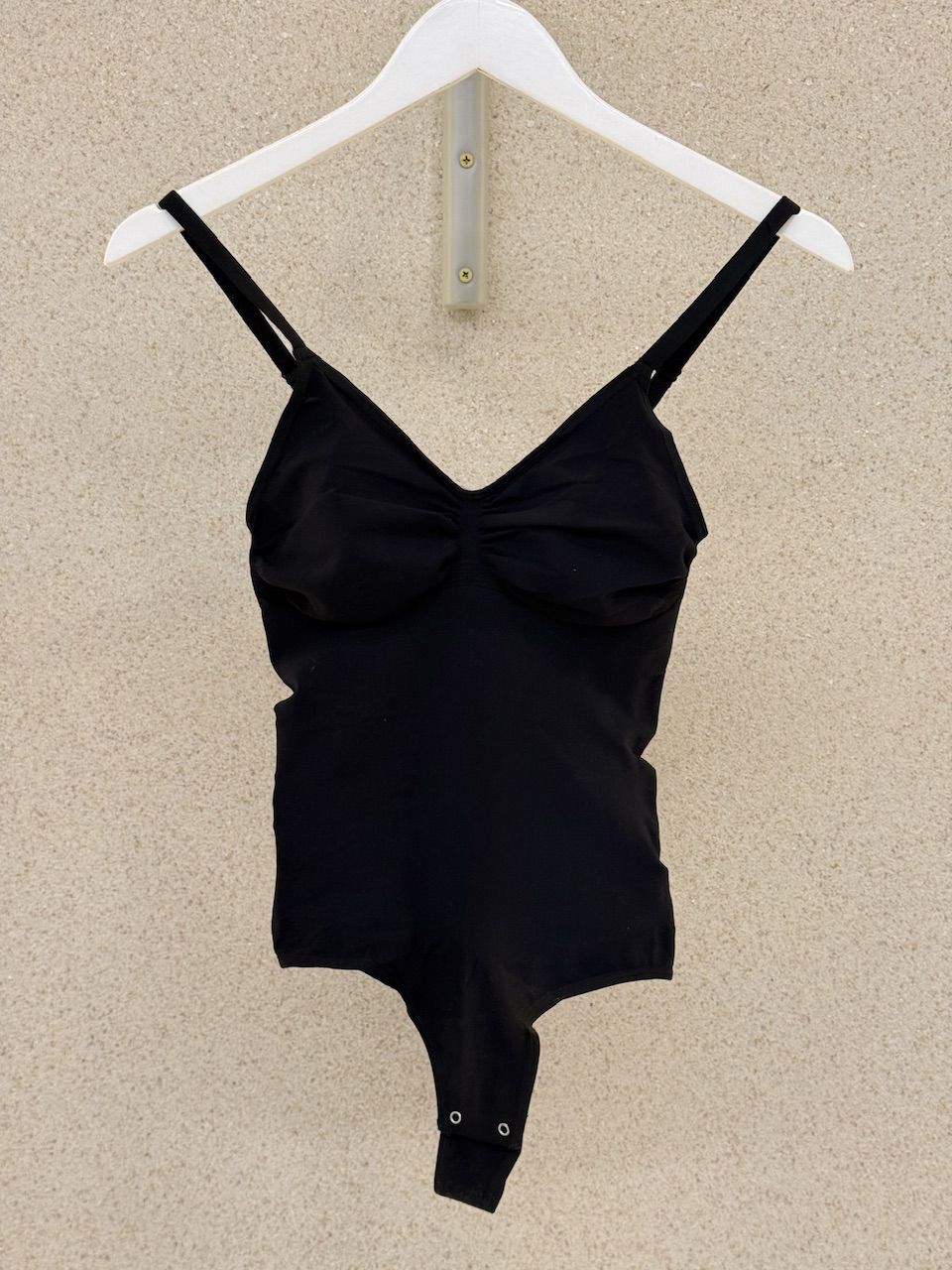 BODY MIRANDA MODELADOR PRETO