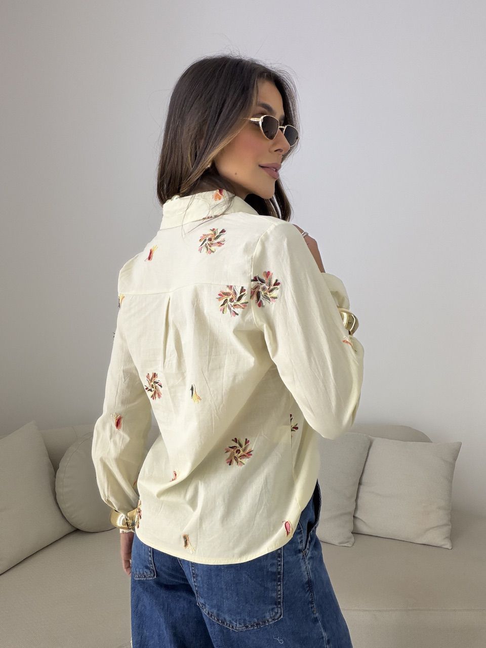 CAMISA RITA BORDADA AREIA