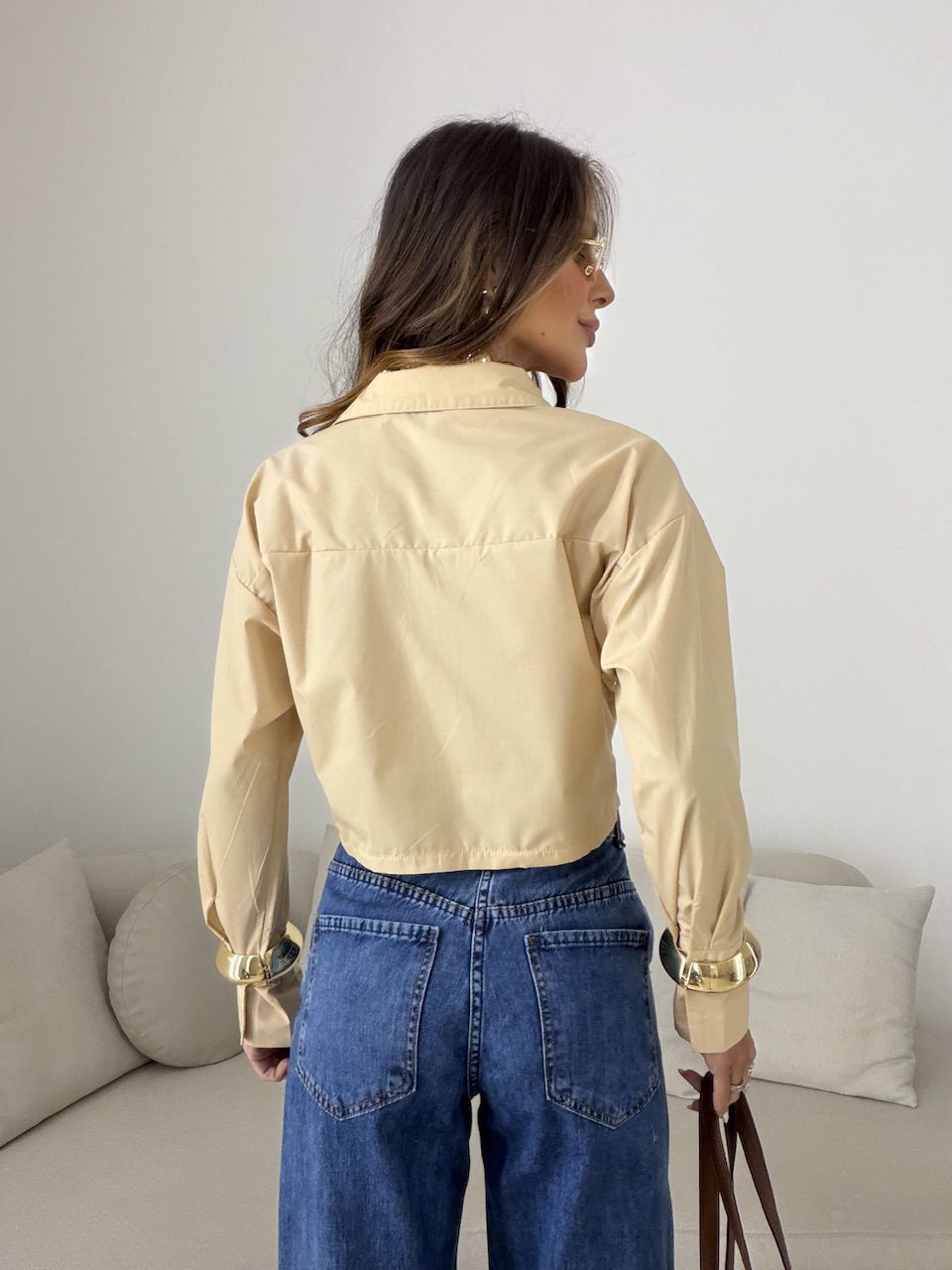 CAMISA VERÔNICA CROPPED NUDE