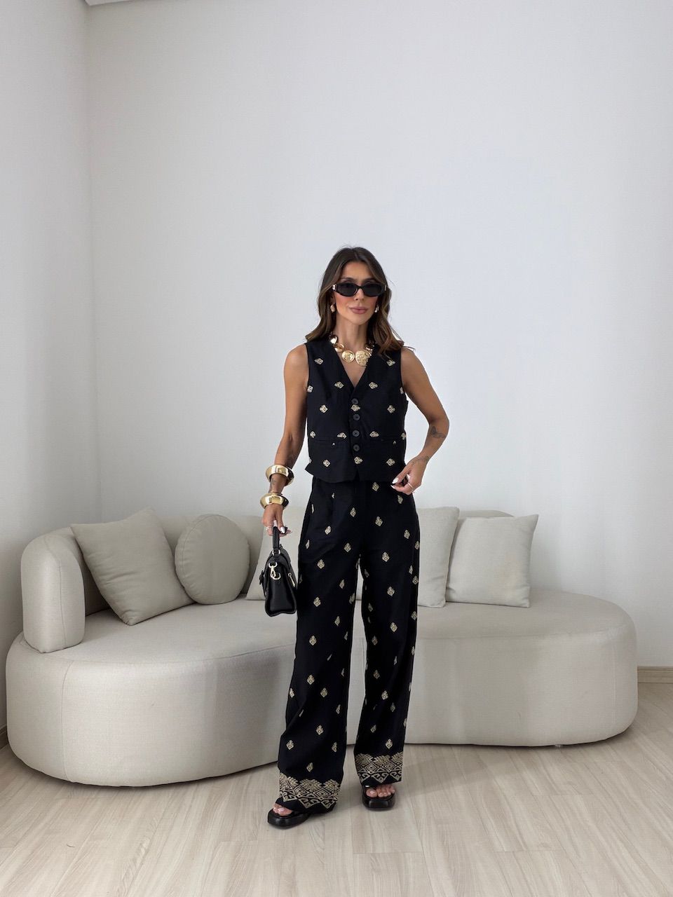 CONJUNTO GIOVANA BORDADO PRETO