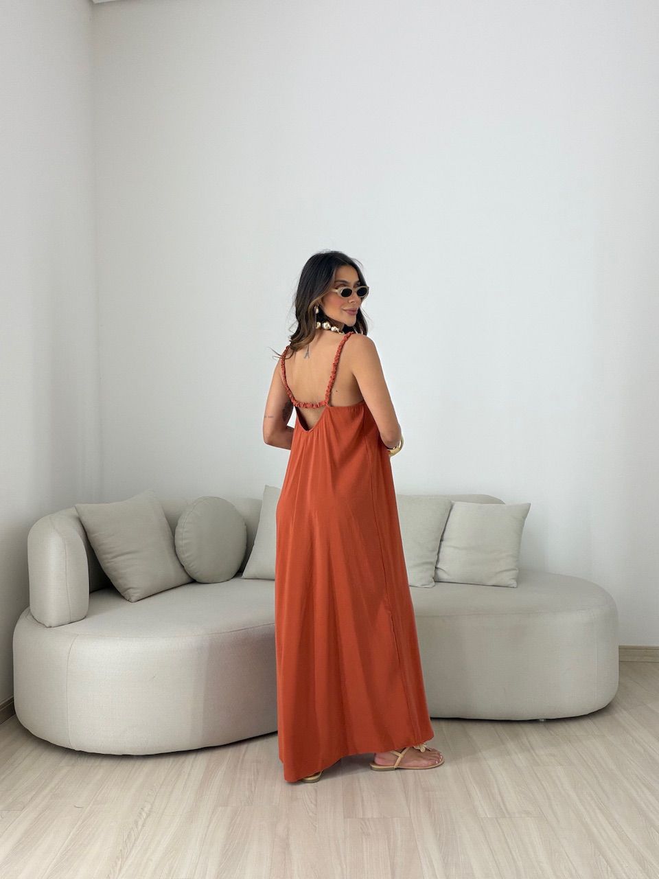 VESTIDO TAIS ALCINHA TERRA COTA 