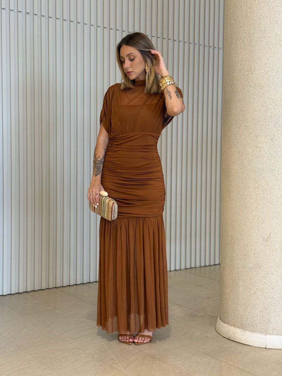 VESTIDO CLÁUDIA LONGO CARAMELO