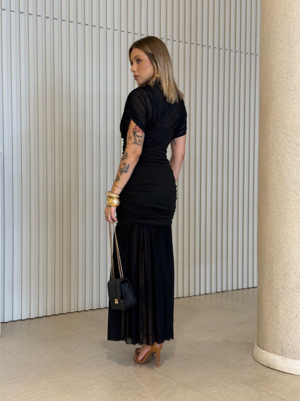 VESTIDO CLÁUDIA LONGO PRETO