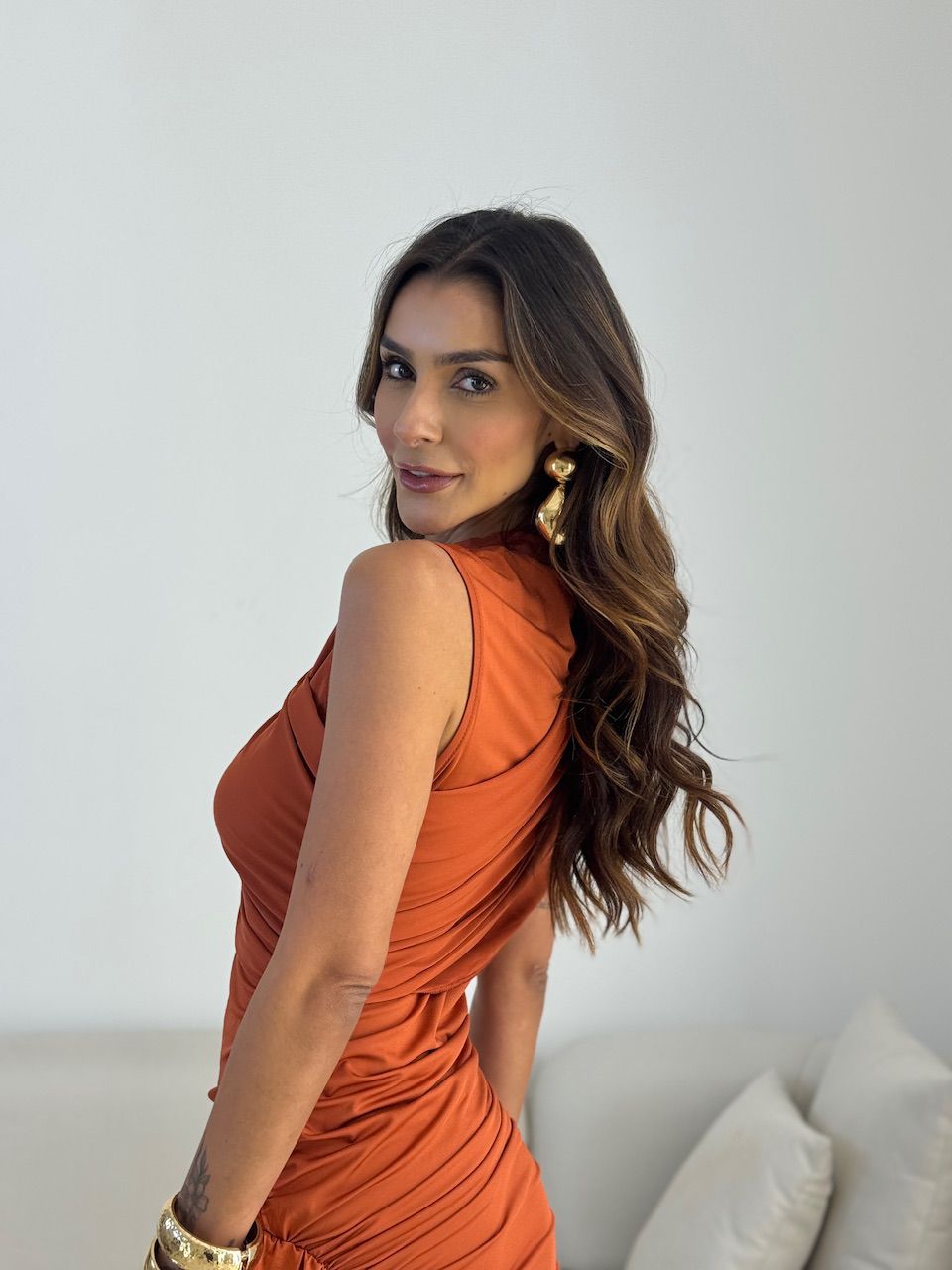VESTIDO NINA DRAPEADO TELHA