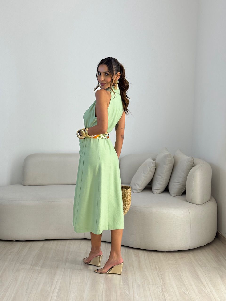 VESTIDO SHEILA BOTÕES VERDE