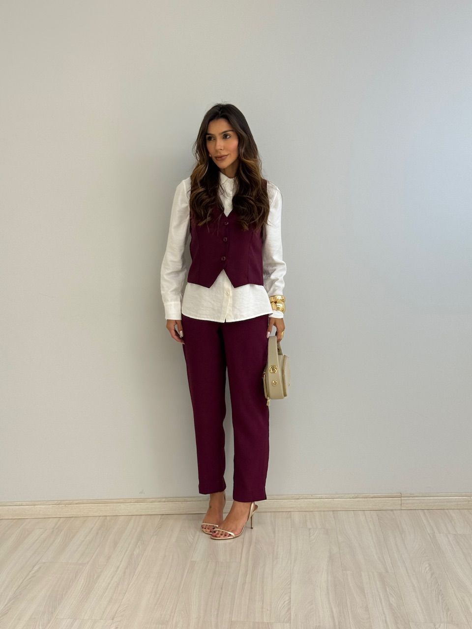 CALÇA MONALISA RETA VINHO