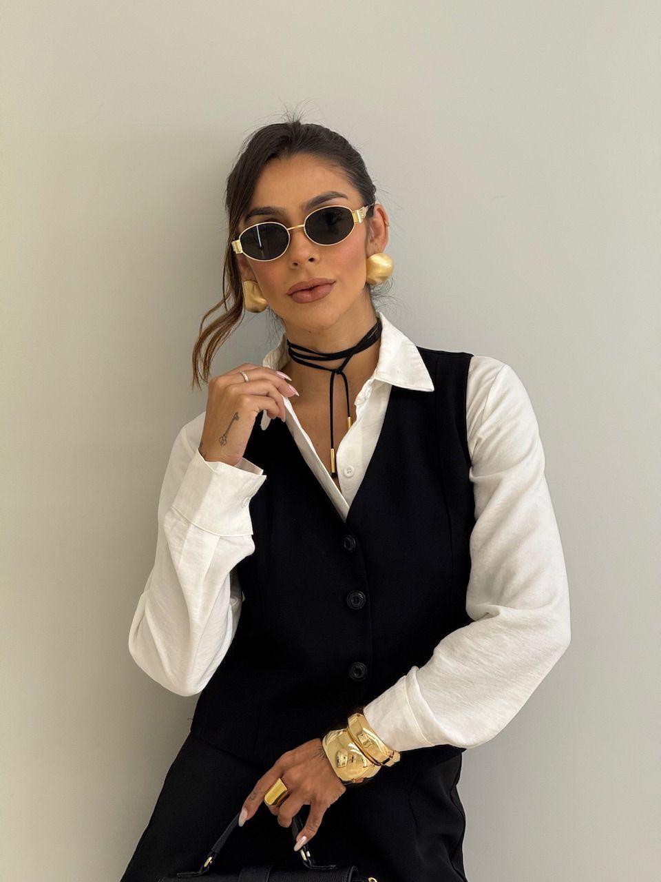 COLETE CLÉO ALFAIATARIA PRETO