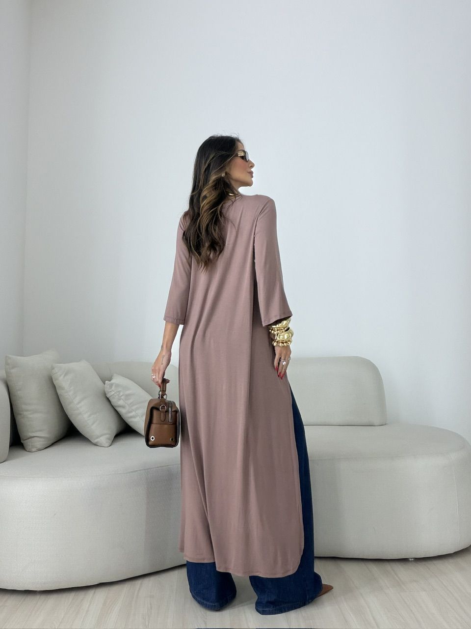 BLUSA JULIANA 02 ASSIMÉTRICA ALONGADA CAQUI