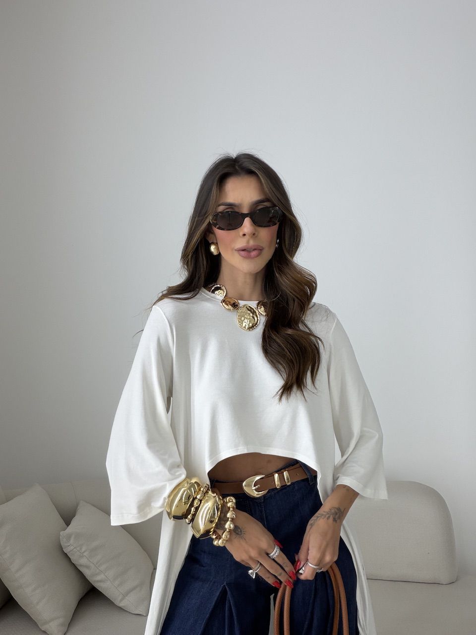 BLUSA JULIANA 02 ASSIMÉTRICA ALONGADA OFF