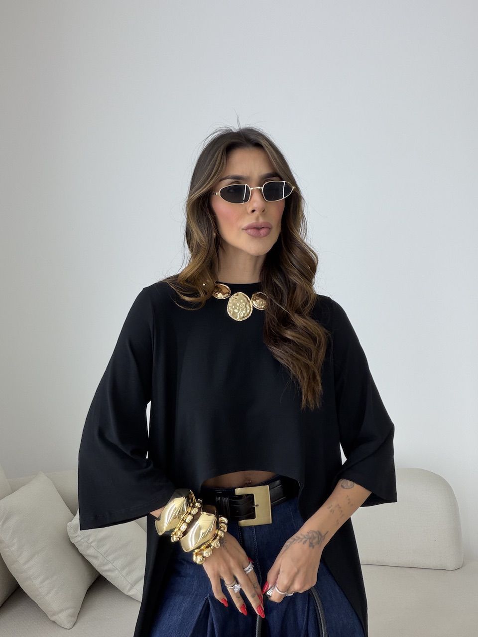 BLUSA JULIANA 02 ASSIMÉTRICA ALONGADA PRETA