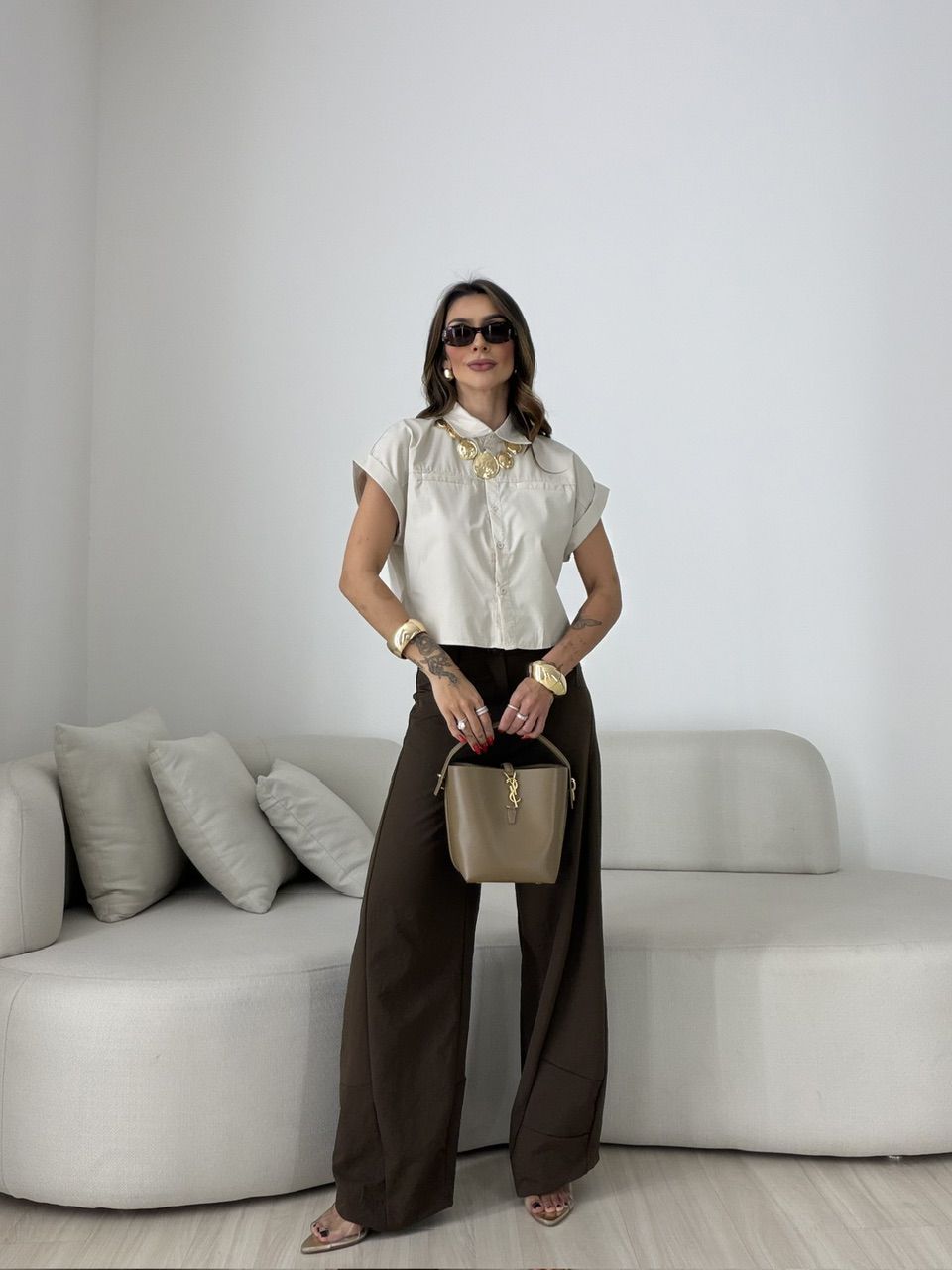 CAMISA CORA CROPPED AREIA