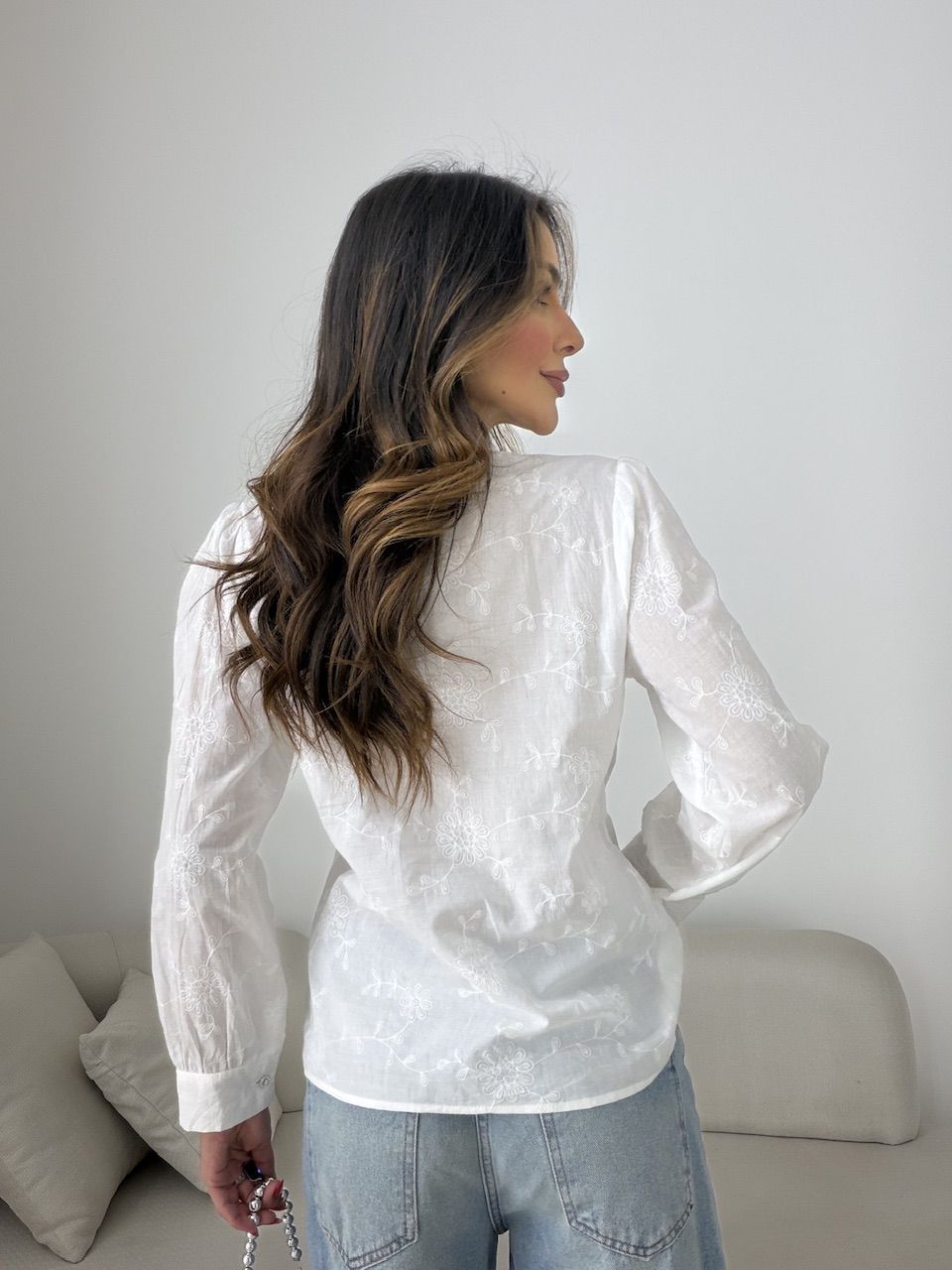 CAMISA GIANE BORDADA OFF