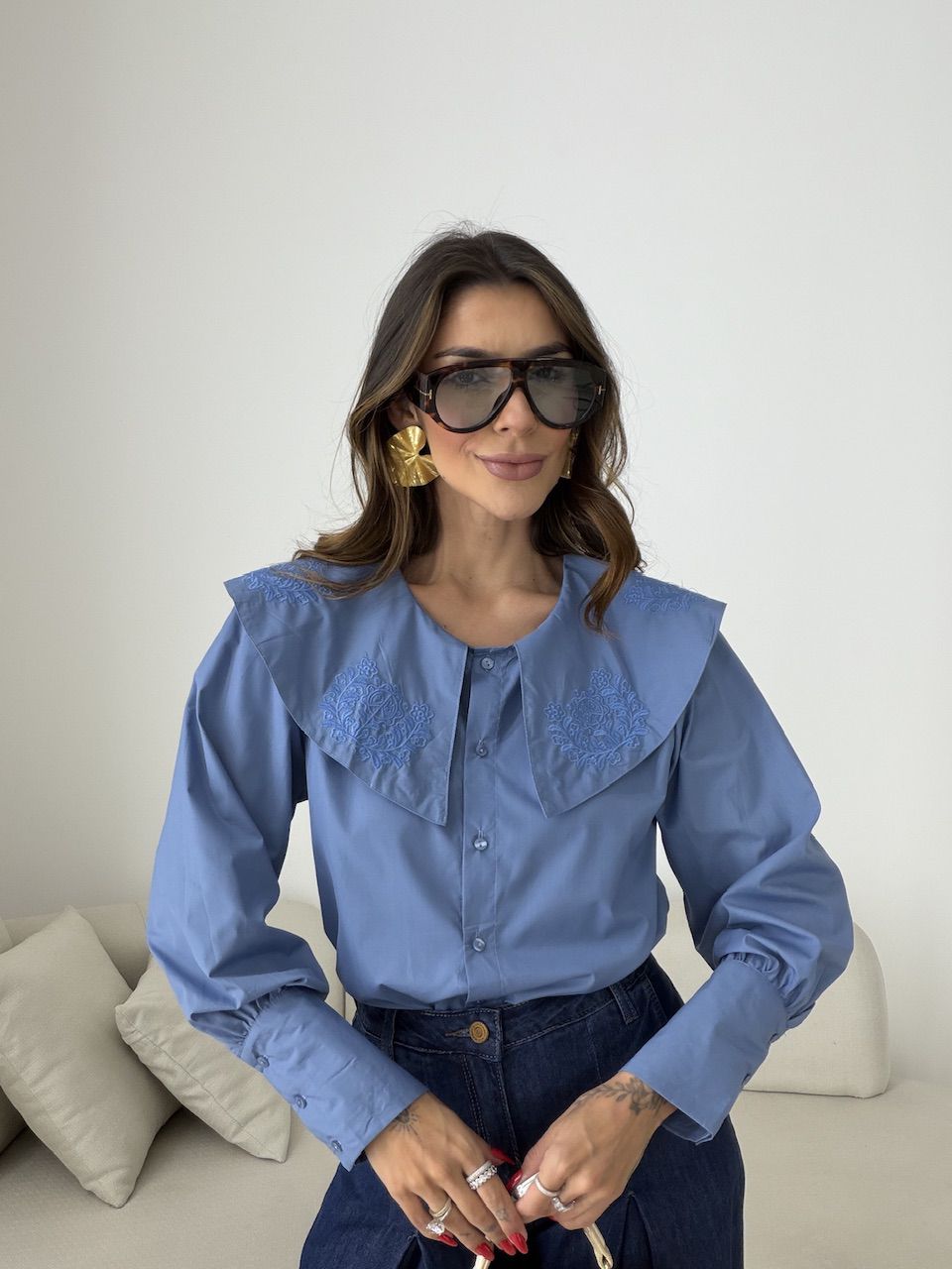 CAMISA SÔNIA GOLA BORDADA AZUL - 0079530109 - CAROLLA FERRARO