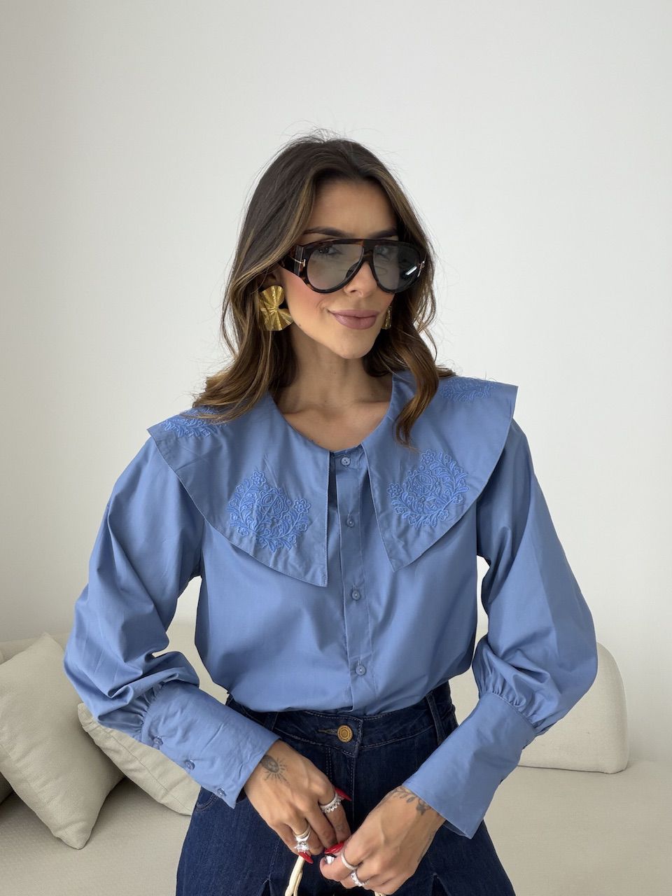 CAMISA SÔNIA GOLA BORDADA AZUL