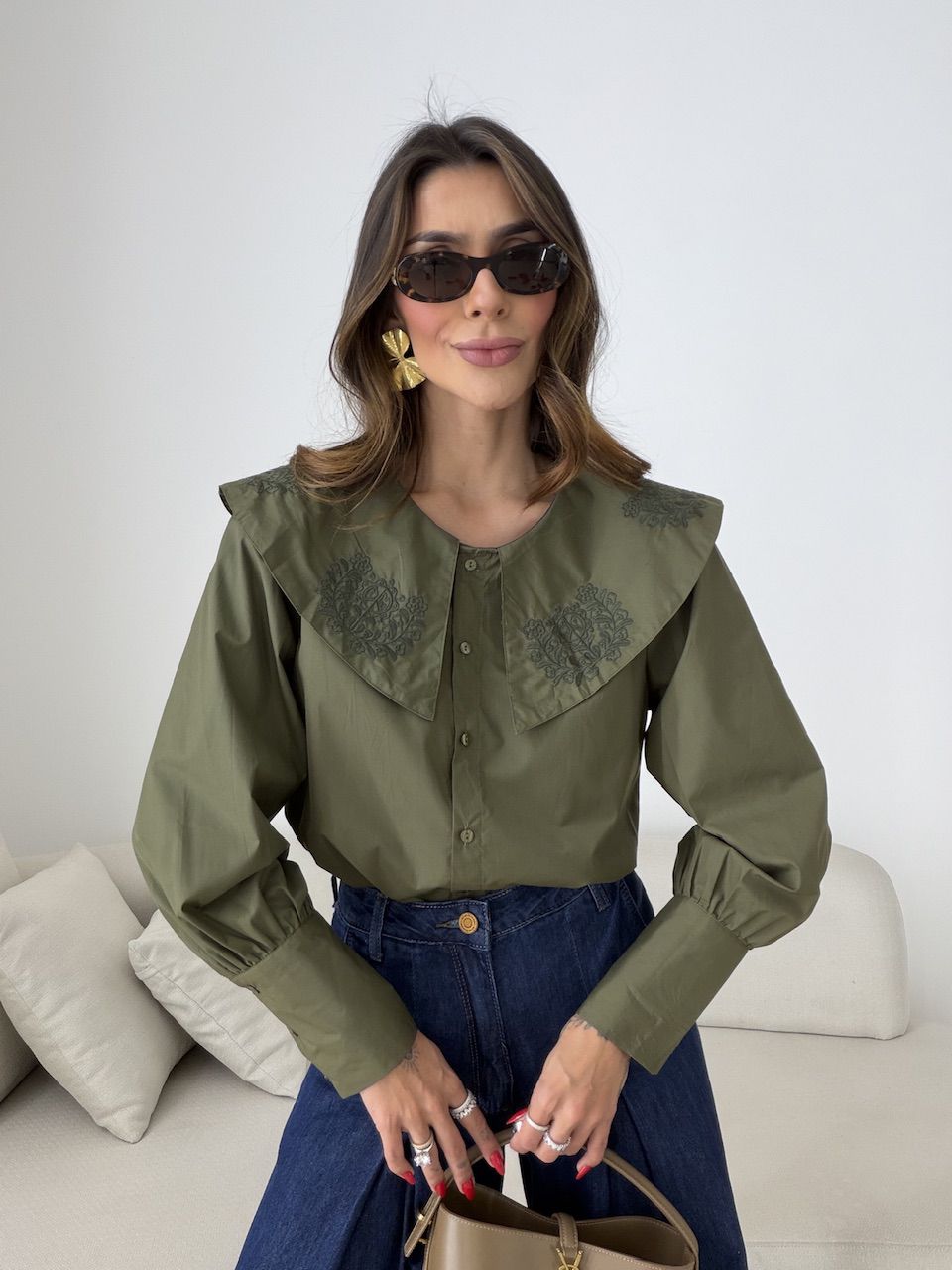 CAMISA SÔNIA GOLA BORDADA VERDE