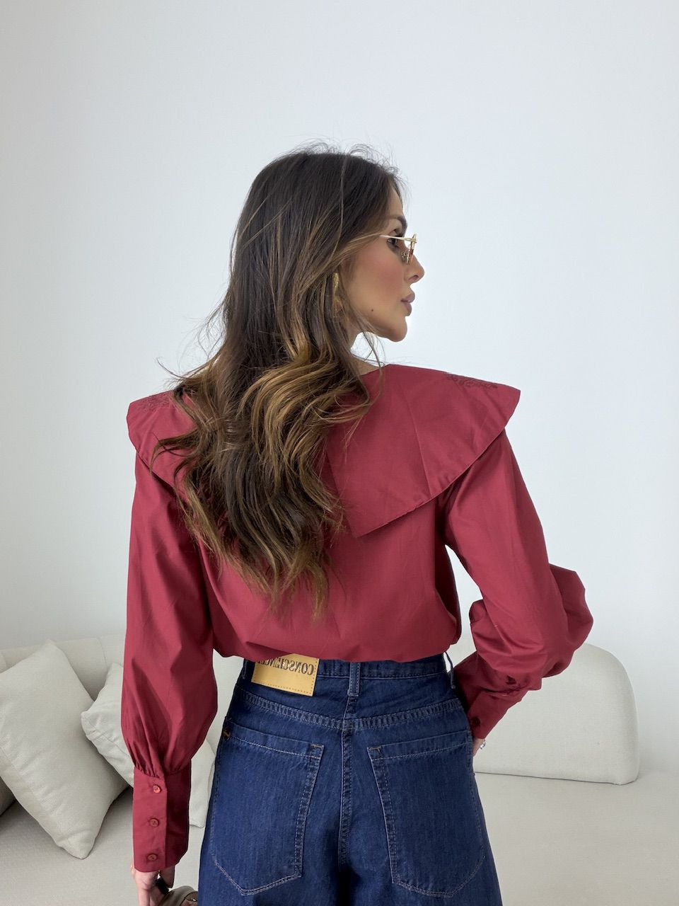 CAMISA SÔNIA GOLA BORDADA VINHO
