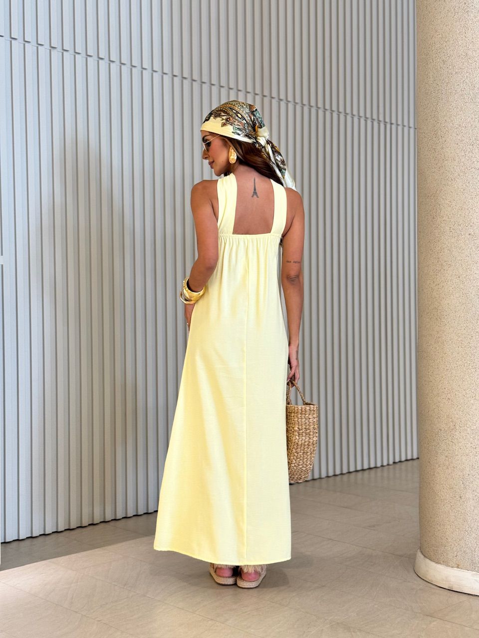 VESTIDO ELLIE LONGO AMARELO