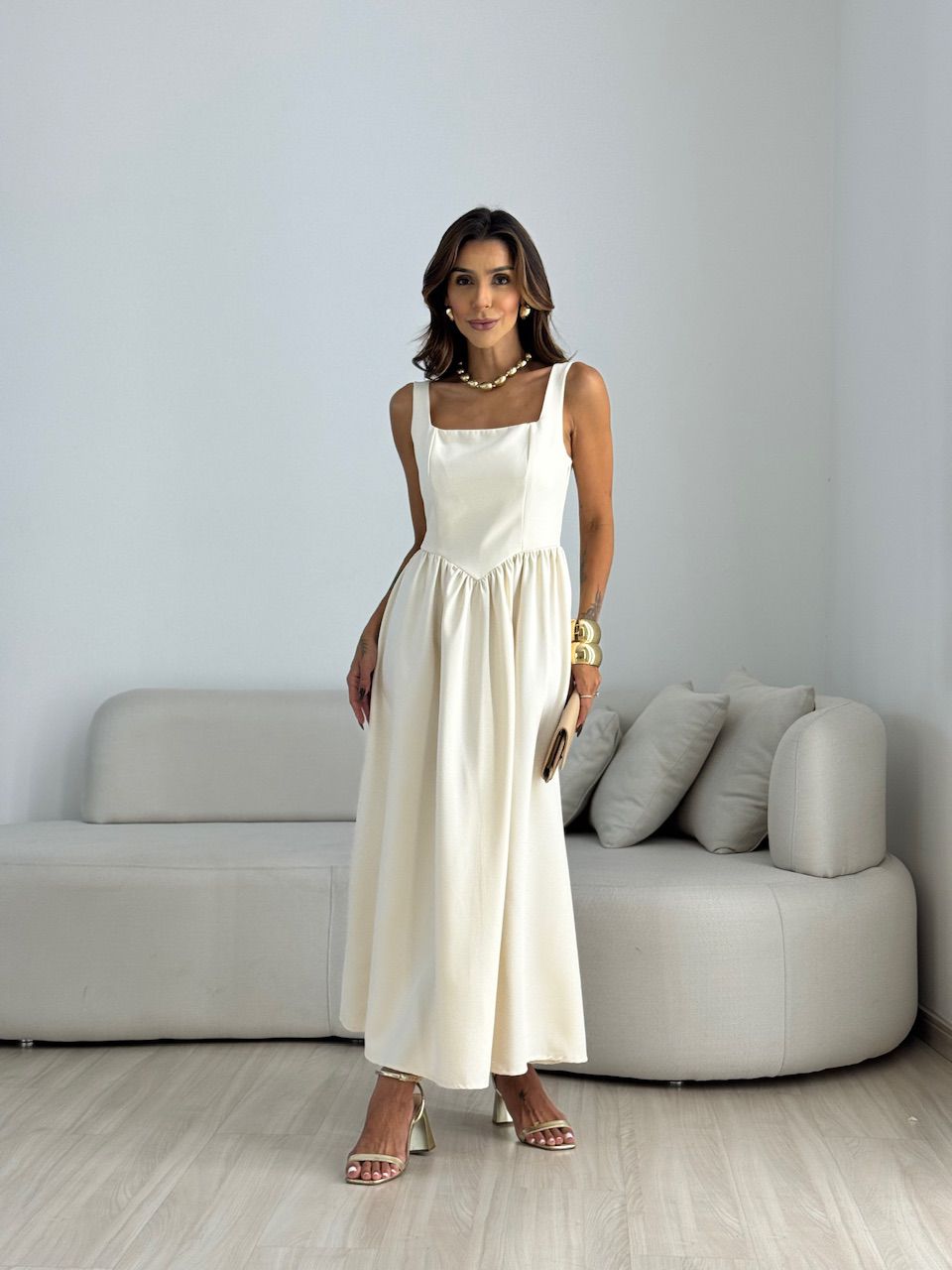 VESTIDO EVA DECOTE QUADRADO AREIA