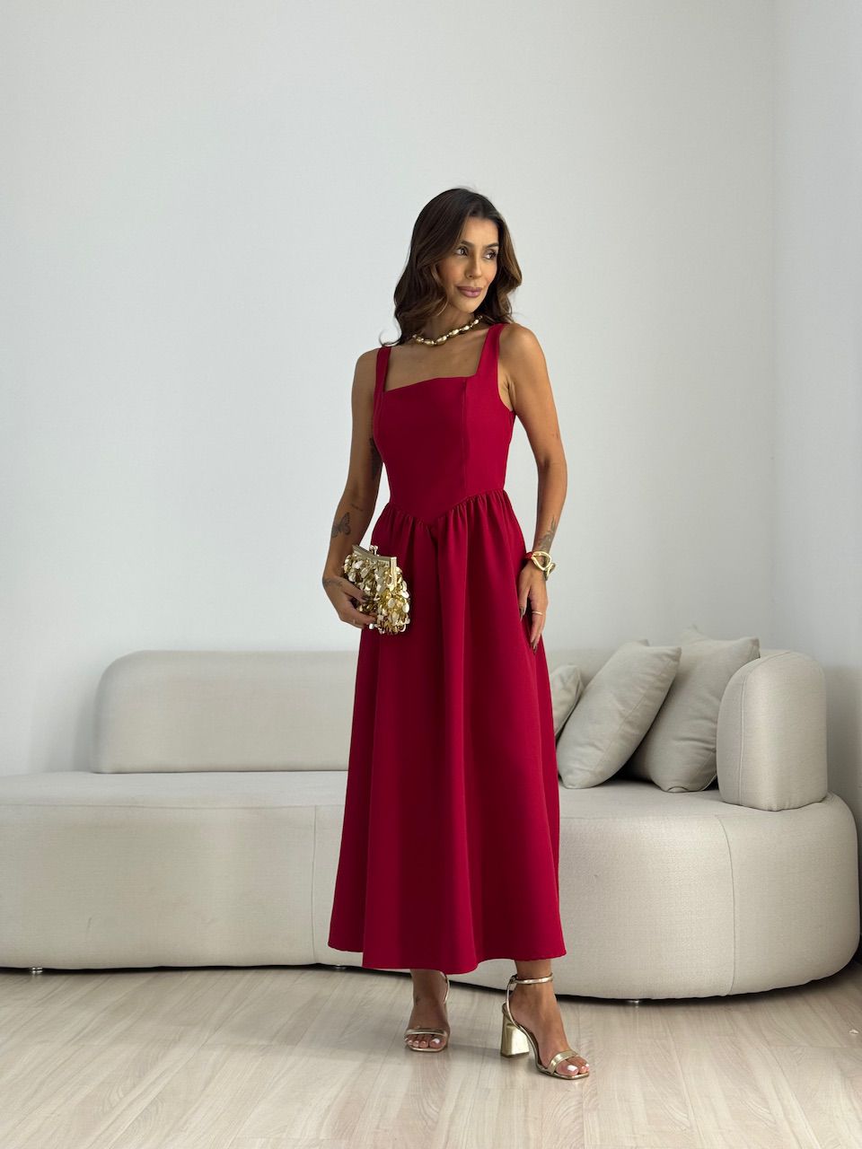 VESTIDO EVA DECOTE QUADRADO VINHO