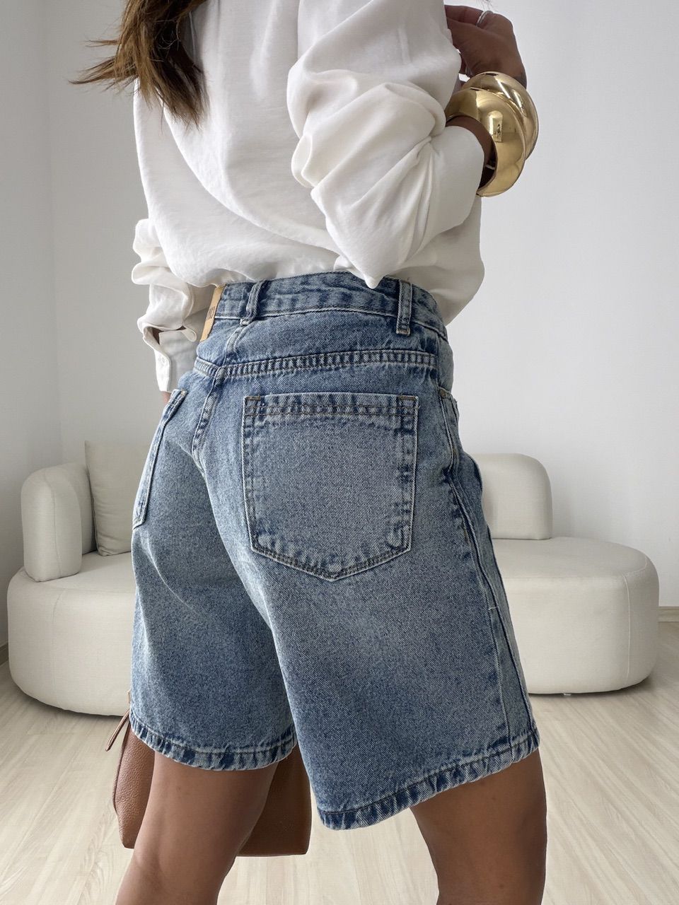 BERMUDA ISABELA JORTS JEANS MÉDIO