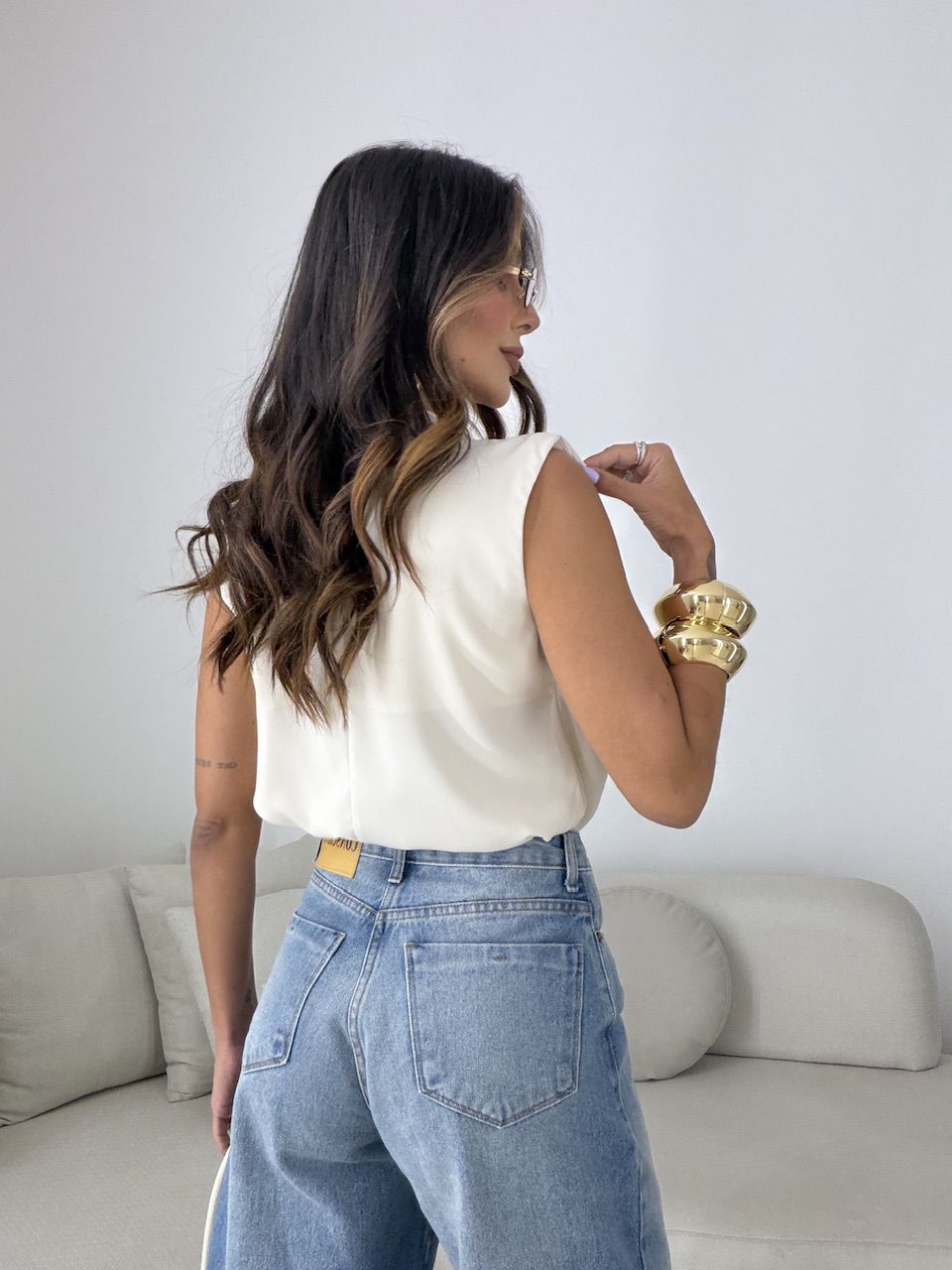 BLUSA NAYARA ACETINADA AREIA