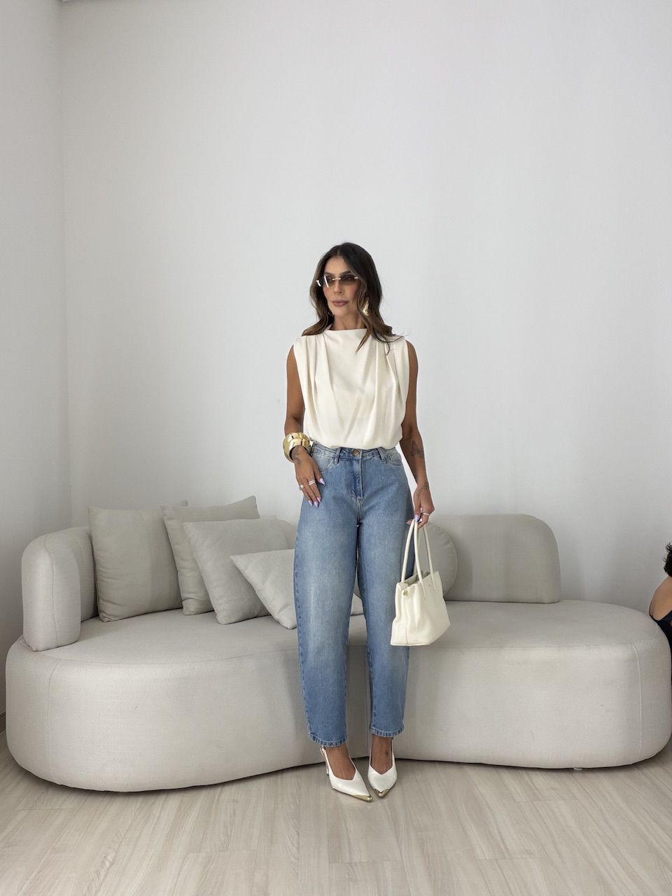 BLUSA NAYARA ACETINADA AREIA
