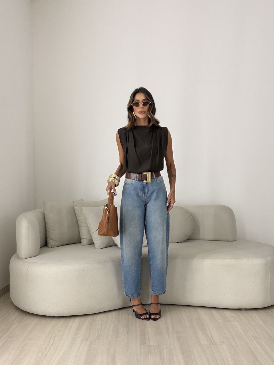 BLUSA NAYARA ACETINADA CAFÉ
