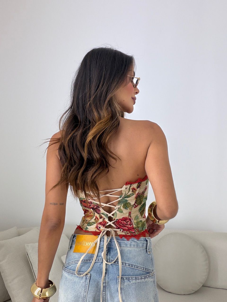CORSELET CÉLIA ESTAMPADO FLORAL VERMELHO