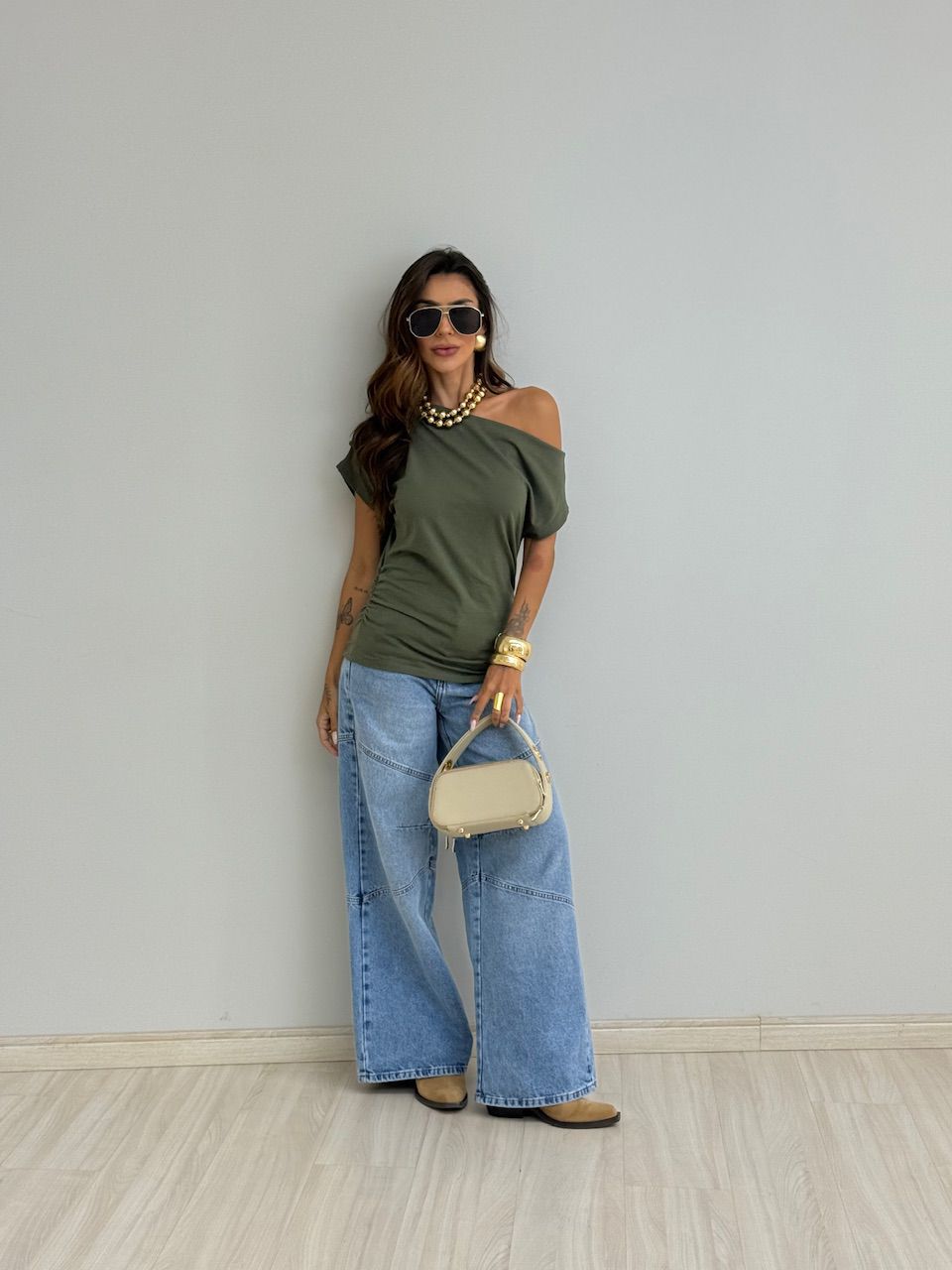 BLUSA ALANIS DRAPEADA VERDE