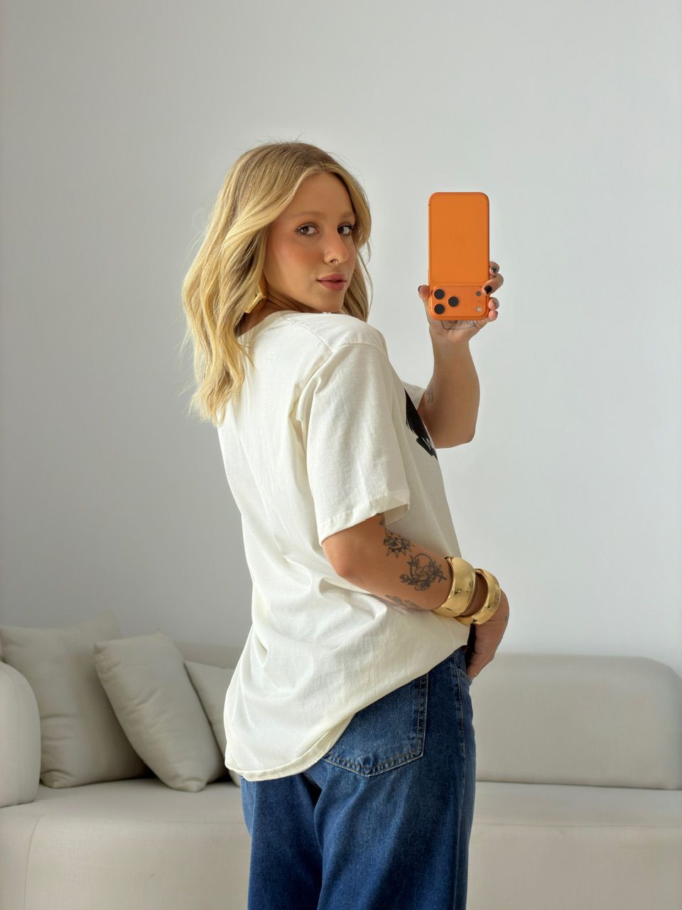 T-SHIRT MIRANDA ESTAMPADA OFF.