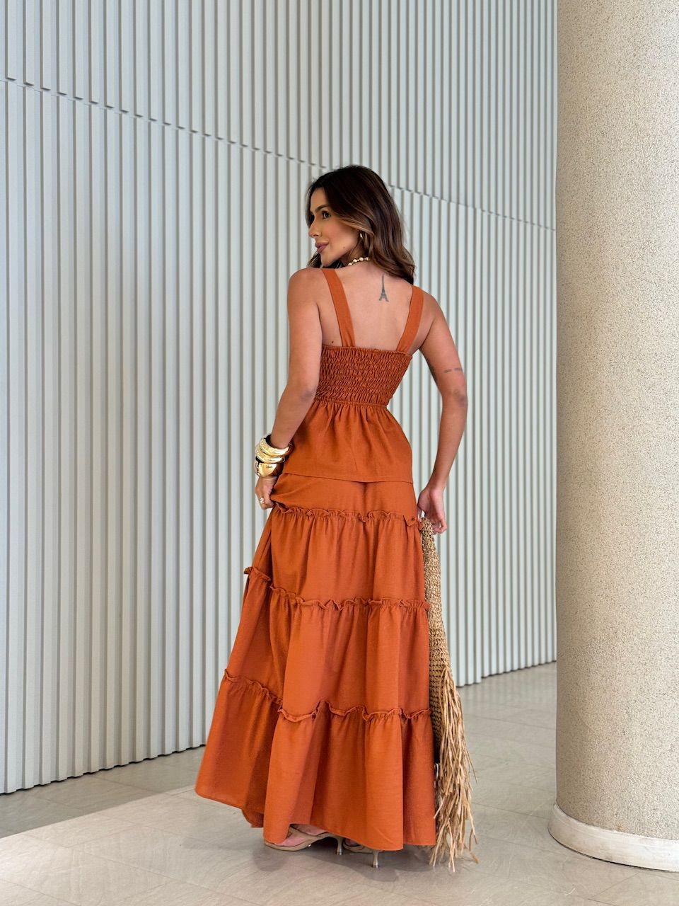 CONJUNTO GRACE SAIA LONGA CARAMELO