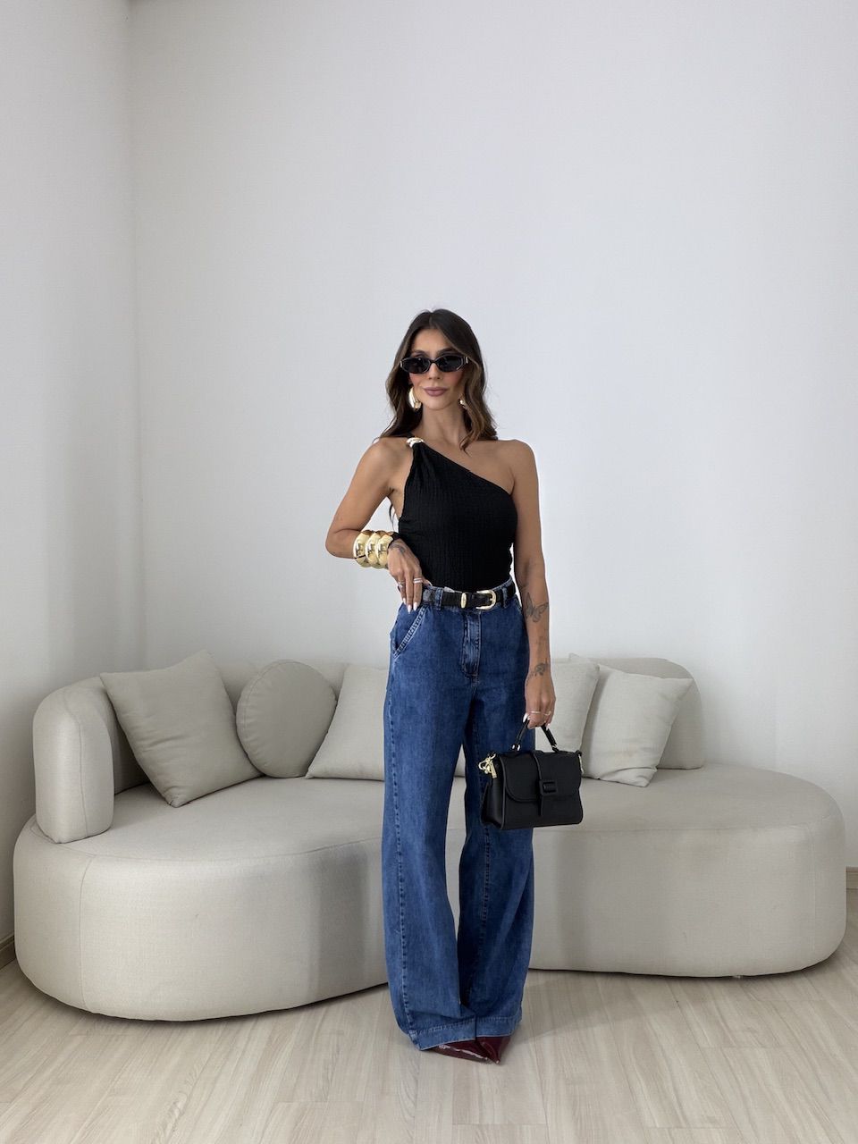 BLUSA GISELE NULA MANGA PRETA