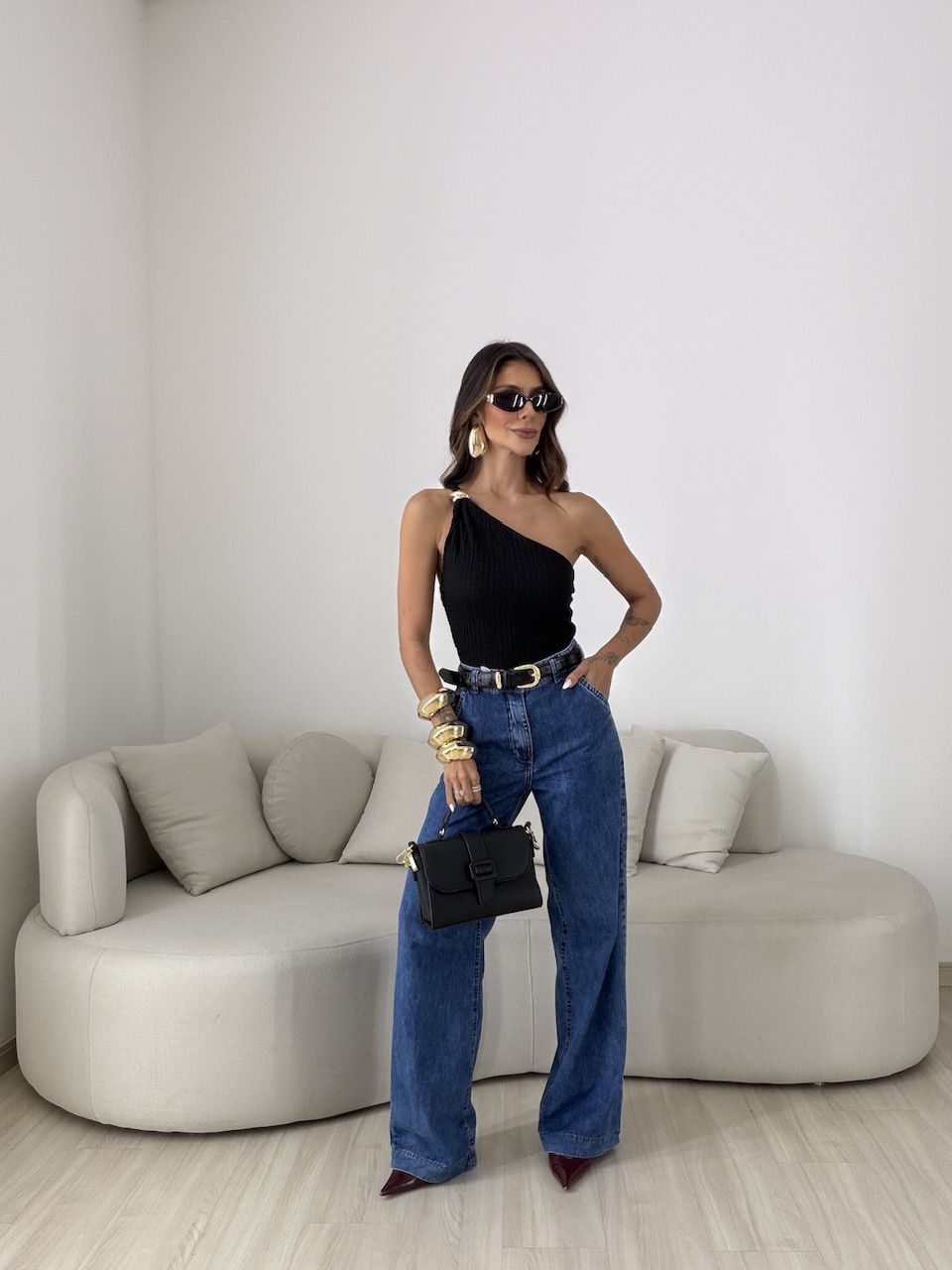BLUSA GISELE NULA MANGA PRETA