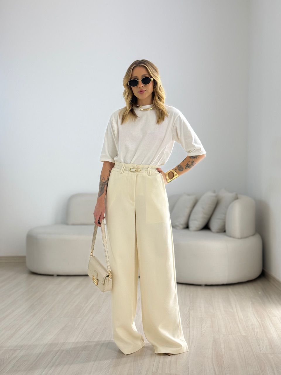 CALÇA EDUARDA CINTO AREIA