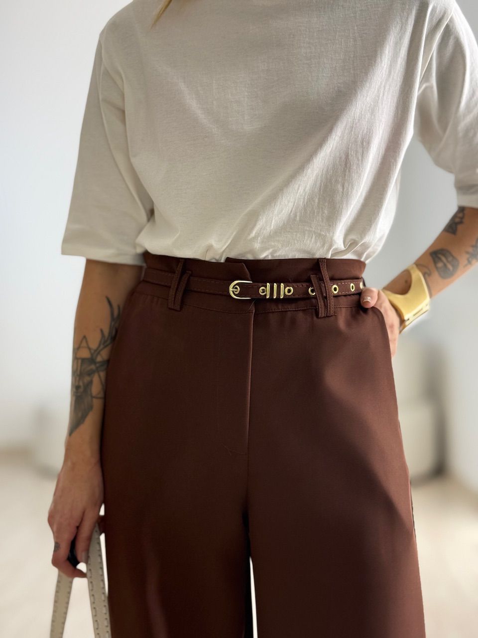 CALÇA EDUARDA CINTO MARROM