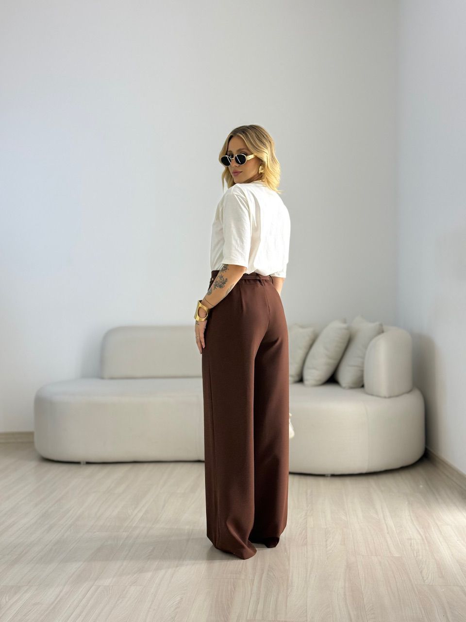 CALÇA EDUARDA CINTO MARROM