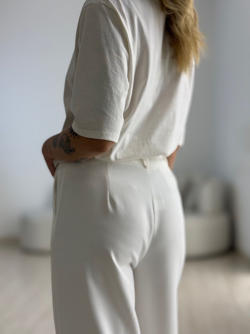 CALÇA EDUARDA CINTO OFF