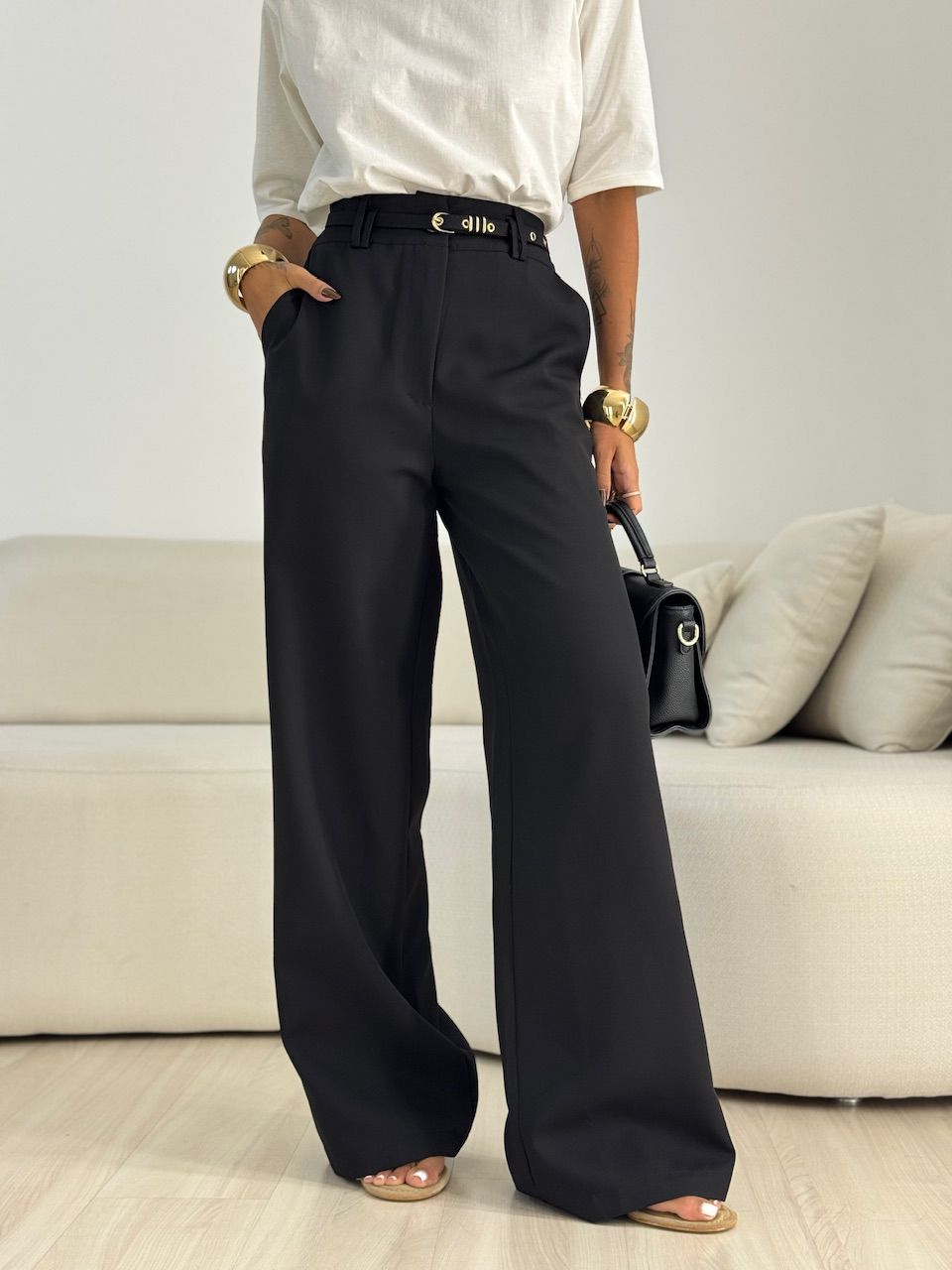 CALÇA EDUARDA CINTO PRETA - 0071120033 - CAROLLA FERRARO