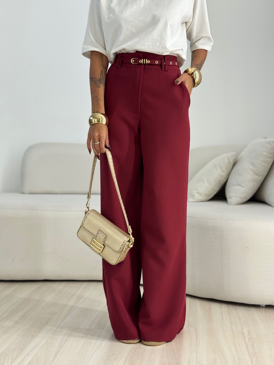 CALÇA EDUARDA CINTO VINHO - 0071120168 - CAROLLA FERRARO