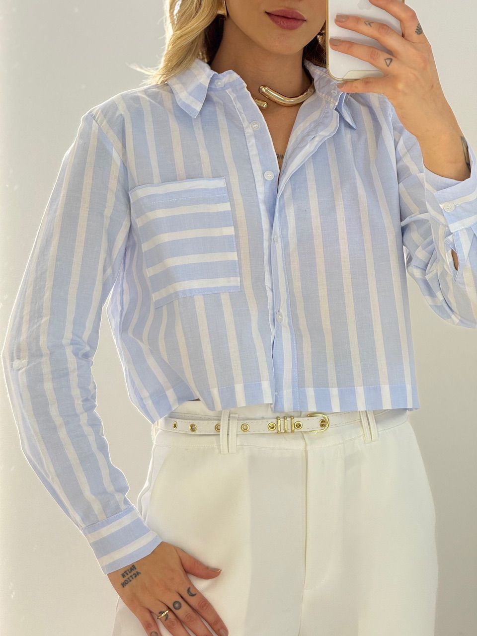 CAMISA RAFAELA CROPPED LISTRAS AZUL