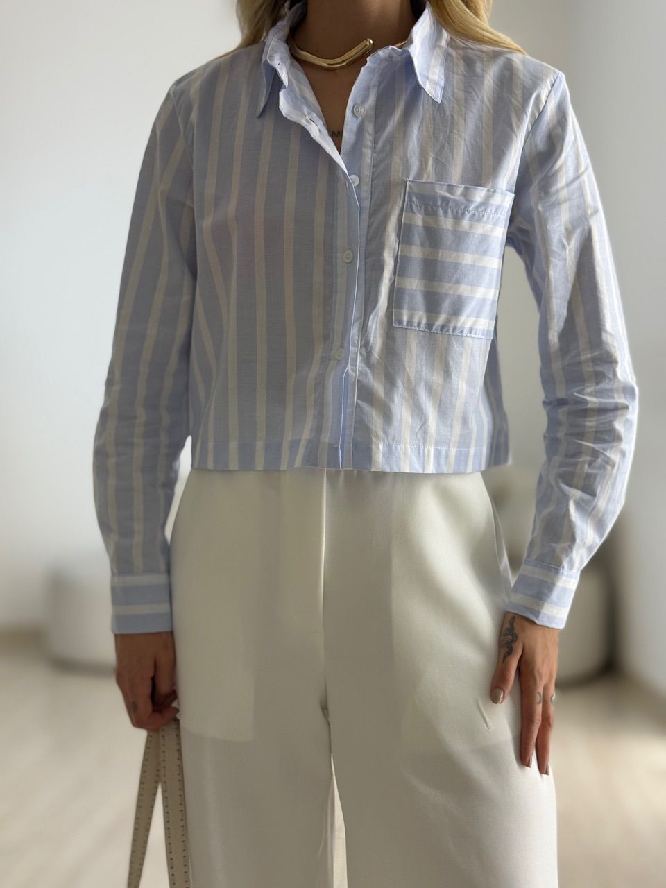 CAMISA RAFAELA CROPPED LISTRAS MARINHO