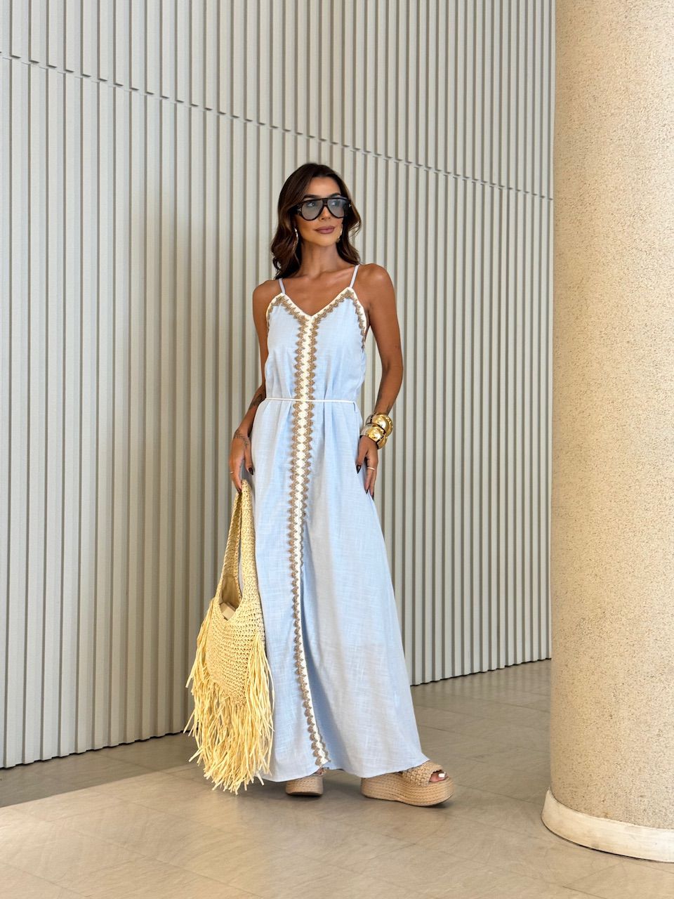 VESTIDO ROBERTA BORDADO AZUL - 0071180109 - CAROLLA FERRARO