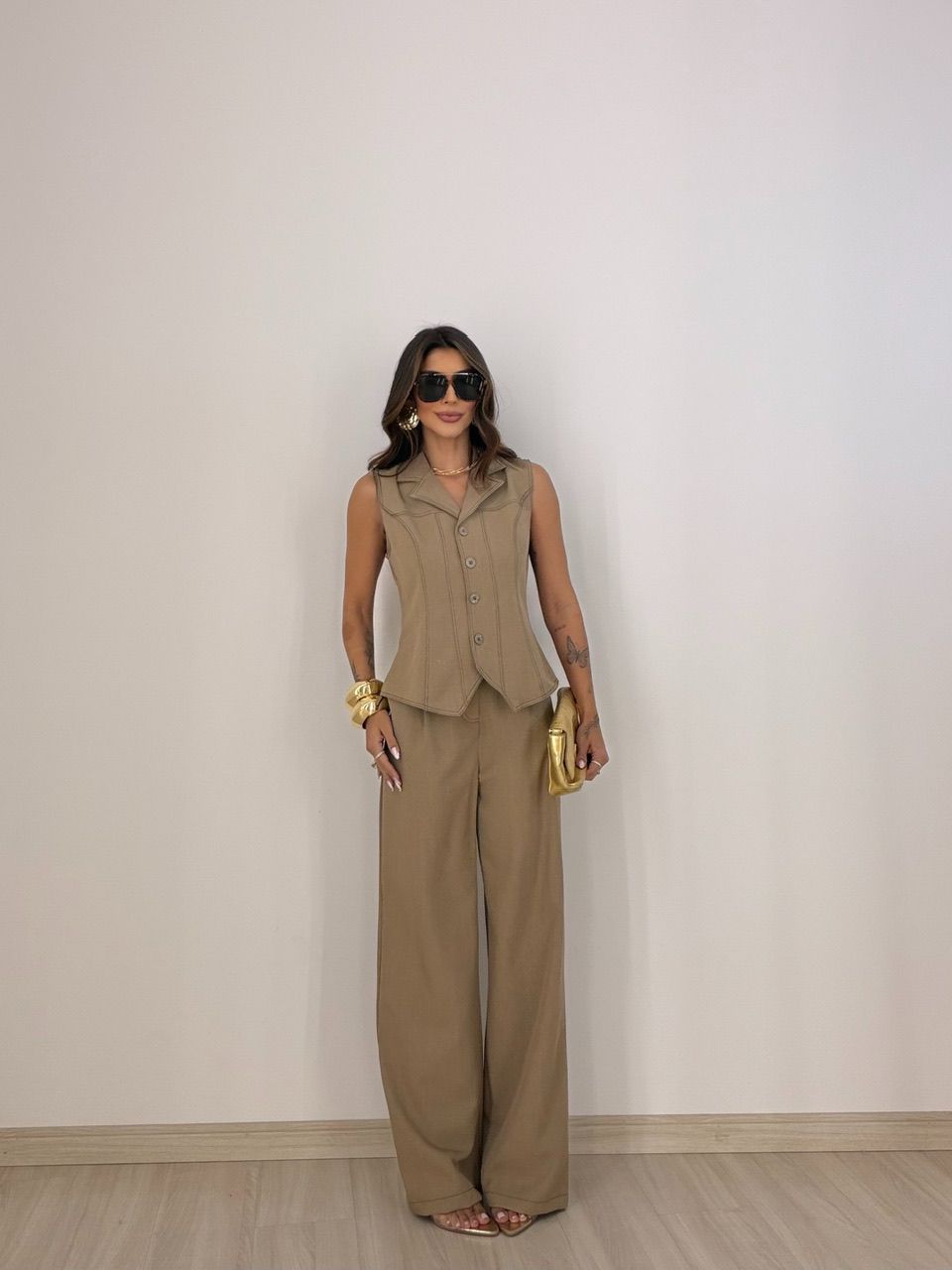 CONJUNTO LAISA 02 COLETE AREIA
